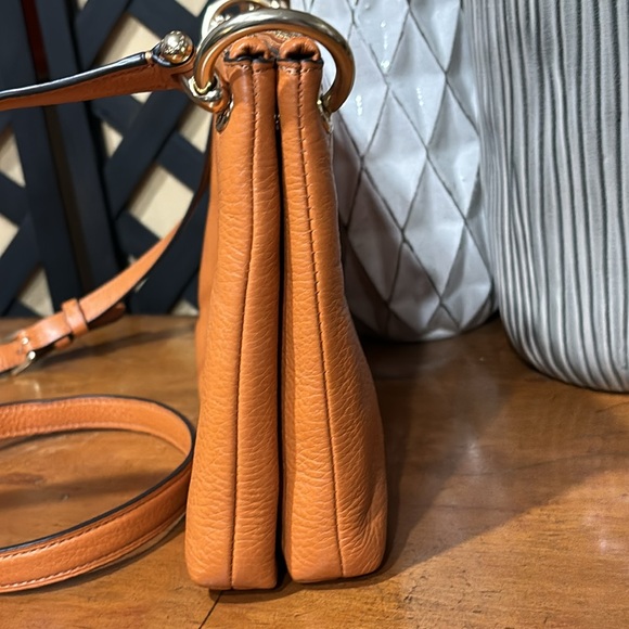 2000 Coach Orange Mia Crossbody Double Zip Compartments Hidden Snap Closure NWOT - Picture 7 of 16